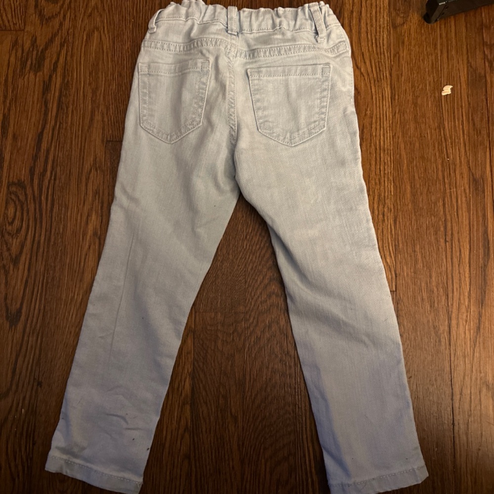 Jeans - Picture 2 of 4